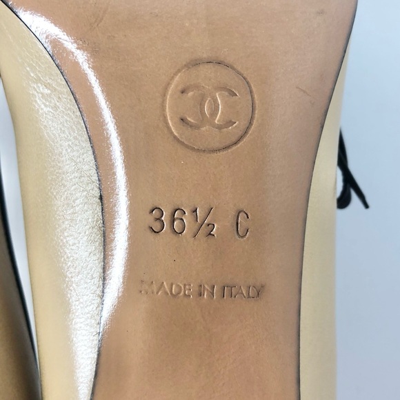 Chanel Retro Vintage Interlocking CC Bow Cap Toe Heeled Pumps 36.5 - Picture 10 of 10